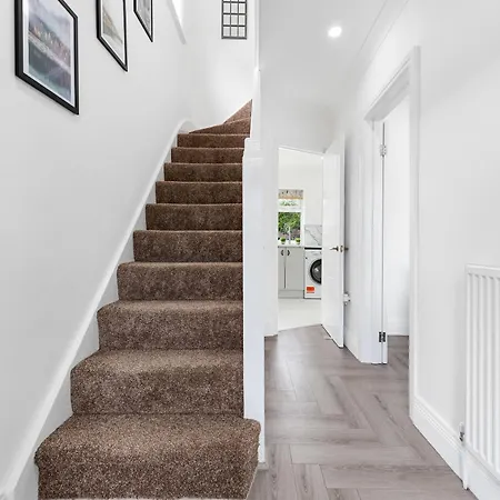 3 Bedroom House Close To Dartford Station Exterior foto